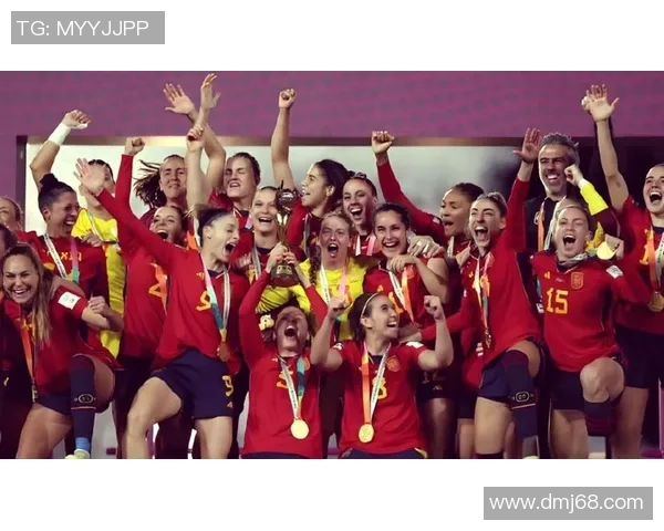 世界杯的荣耀与梦想:回顾历届经典时刻与未来的无限可能 世界杯的荣耀与梦想:回顾历届经典时刻与未来的无限可能