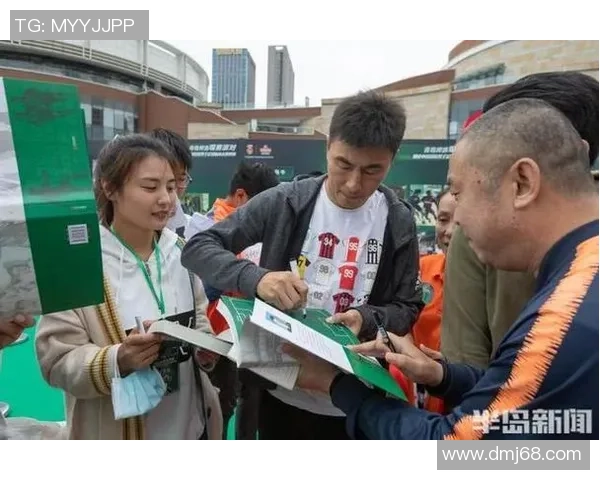李玮锋:从绿茵场上的硬汉到足球教练的蜕变与挑战 李玮锋:从绿茵场上的硬汉到足球教练的蜕变与挑战