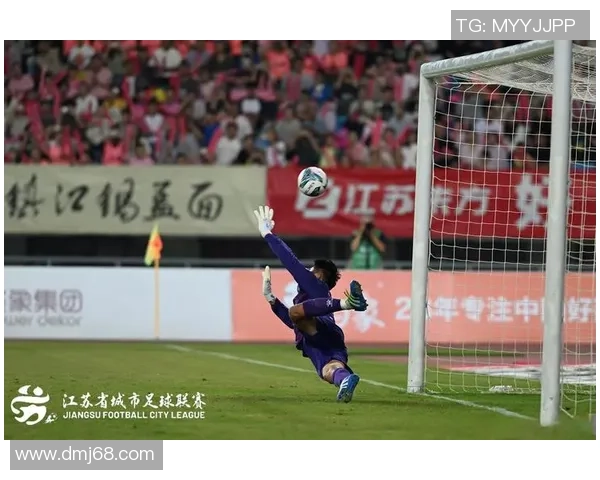 绿茵争锋巅峰对决见证荣耀与激情燃动世界足球盛宴 绿茵争锋巅峰对决见证荣耀与激情燃动世界足球盛宴